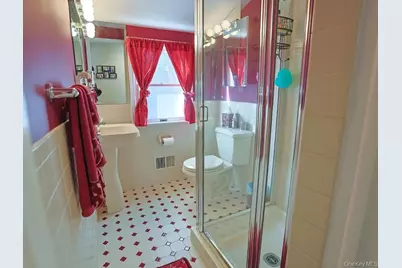 68 Van Buren Street, Pearl River, NY 10965 - Photo 7