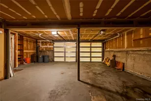 18 Dogwood Rd, Searingtown, NY 11507 - Photo 27