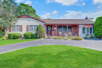 175 Franklin Street, Patchogue, NY 11772 - Photo 1