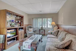 175 Franklin St, Patchogue, NY 11772 - Photo 11