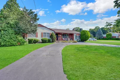 175 Franklin Street, Patchogue, NY 11772 - Photo 5