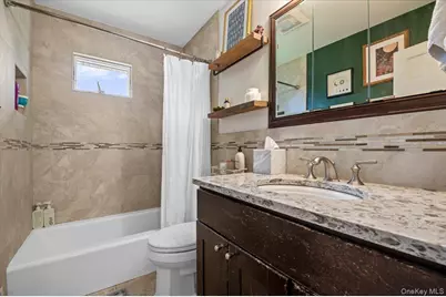 215 N Boston Avenue, Massapequa, NY 11758 - Photo 15