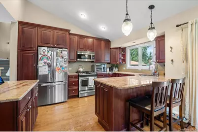 215 N Boston Avenue, Massapequa, NY 11758 - Photo 5