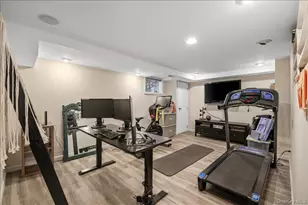 215 N Boston Ave, Massapequa, NY 11758 - Photo 23