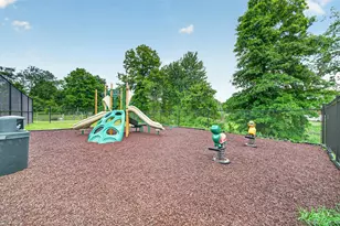 37 Meadow View Dr, Middletown, NY 10940 - Photo 45