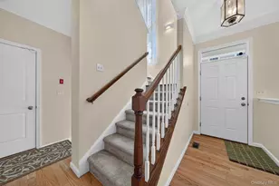 37 Meadow View Dr, Middletown, NY 10940 - Photo 5