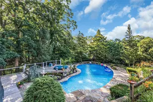 133 Main Ave, Lake Grove, NY 11755 - Photo 27