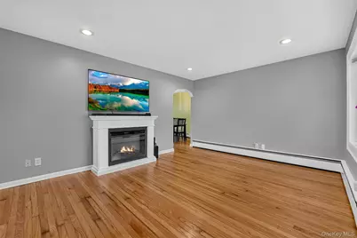 8 Durrin Avenue, Cortlandt Manor, NY 10567 - Photo 7