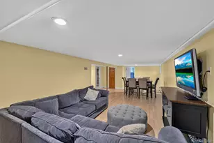 8 Durrin Ave, Cortlandt Manor, NY 10567 - Photo 23