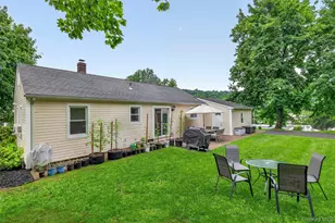 8 Durrin Ave, Cortlandt Manor, NY 10567 - Photo 29