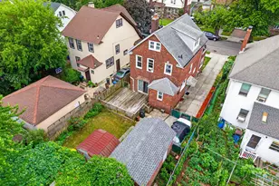43-23 167th St, Flushing, NY 11358 - Photo 31
