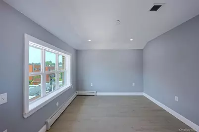 842 E 225th Street, Bronx, NY 10466 - Photo 11