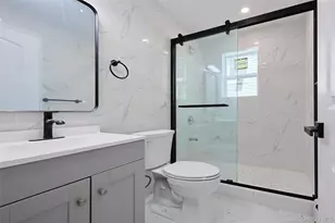 842 E 225th St, Bronx, NY 10466 - Photo 13