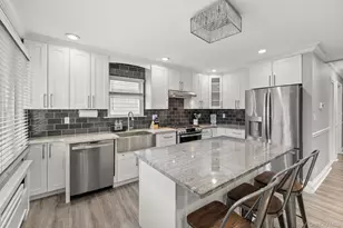 2383 Riverside Dr, Wantagh, NY 11793 - Photo 7