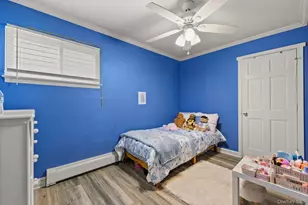 2383 Riverside Dr, Wantagh, NY 11793 - Photo 15