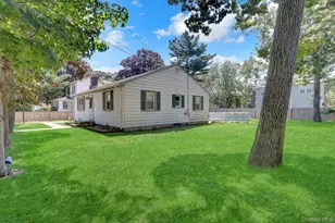 100 Lincoln Dr, Mastic Beach, NY 11951 - Photo 29