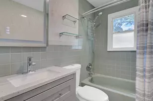 100 Lincoln Dr, Mastic Beach, NY 11951 - Photo 21