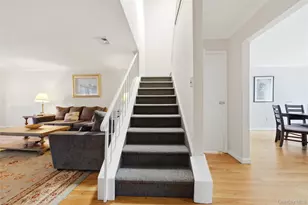 88 E Valley Stream Blvd, Valley Stream, NY 11580 - Photo 11