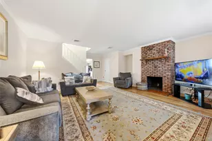 88 E Valley Stream Blvd, Valley Stream, NY 11580 - Photo 5