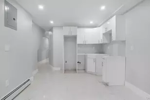 506 E 183rd St, Bronx, NY 10458 - Photo 17