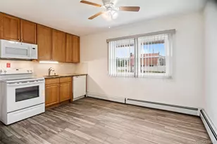 30 Bent Ln, Levittown, NY 11756 - Photo 7