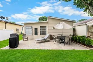 16 Dogwood Ln, Manorville, NY 11949 - Photo 21