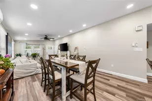 16 Dogwood Ln, Manorville, NY 11949 - Photo 5