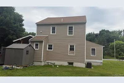 17 Degarmo Road, Poughkeepsie, NY 12603 - Photo 3
