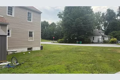 17 Degarmo Road, Poughkeepsie, NY 12603 - Photo 5