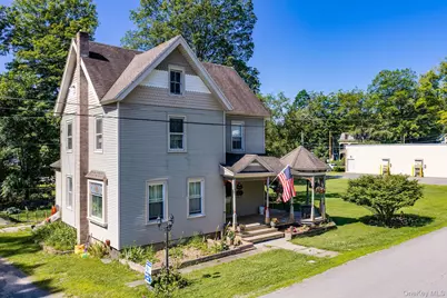 8 Chapel Street, Jeffersonville, NY 12748 - Photo 5