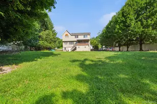 252 Saddle River Rd, Monsey, NY 10952 - Photo 37