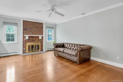 16 Makanna Drive, Huntington, NY 11743 - Photo 17