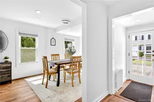 12 Smull Pl, Port Washington, NY 11050 - Photo 7