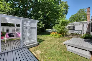 8440 Main Rd, East Marion, NY 11939 - Photo 11