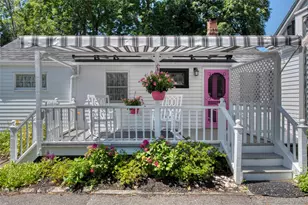 8440 Main Rd, East Marion, NY 11939 - Photo 15