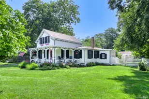 8440 Main Rd, East Marion, NY 11939 - Photo 21