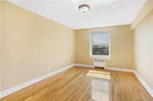 730 Pelham Rd, New Rochelle, NY 10805 - Photo 13