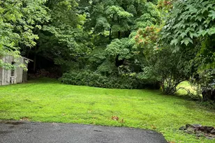 418 Christian Herald Rd, Valley Cottage, NY 10989 - Photo 13