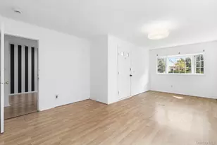 10 Clifton Pl, Port Jefferson, NY 11776 - Photo 7