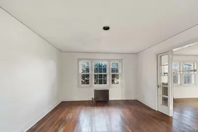310 W 263rd Street, Bronx, NY 10471 - Photo 7