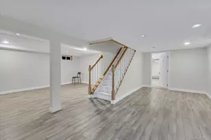 8 Julia Cir, East Setauket, NY 11733 - Photo 19
