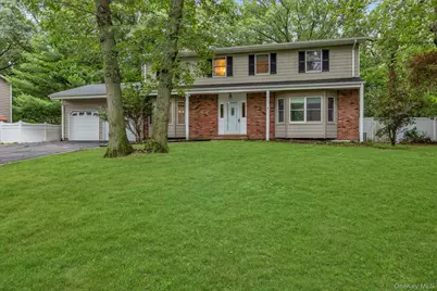 8 Julia Circle, East Setauket, NY 11733 - Photo 1