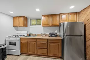 11 Louise Dr, West Nyack, NY 10994 - Photo 15