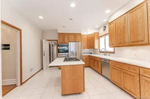 942 Greenfield Rd, Woodmere, NY 11598 - Photo 9