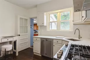 469 Chester St, Uniondale, NY 11553 - Photo 17