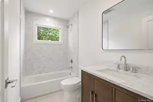 16 Otsego Pl, Jericho, NY 11753 - Photo 31