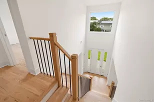 16 Otsego Pl, Jericho, NY 11753 - Photo 25