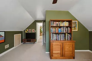 42 Pershing Ave, Ossining, NY 10562 - Photo 15