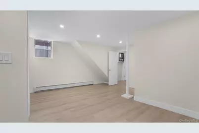 2716 Gunther Avenue, Bronx, NY 10469 - Photo 21