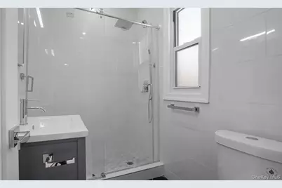 2716 Gunther Avenue, Bronx, NY 10469 - Photo 23